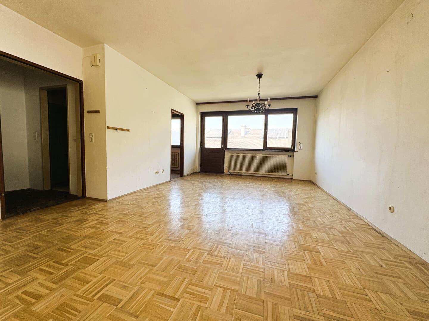 Sanierungsbedürftige 1-Zimmer-Wohnung mit Balkon in sonniger Lage von Arzl/Innsbruck