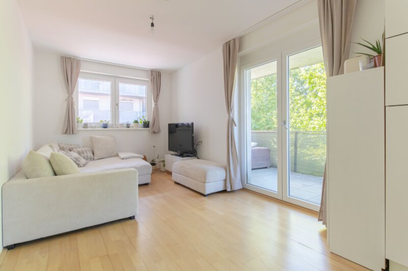 Freundliche Zweizimmerwohnung mit Balkon und Tiefgarage im beliebten Stadtteil Höttinger Au