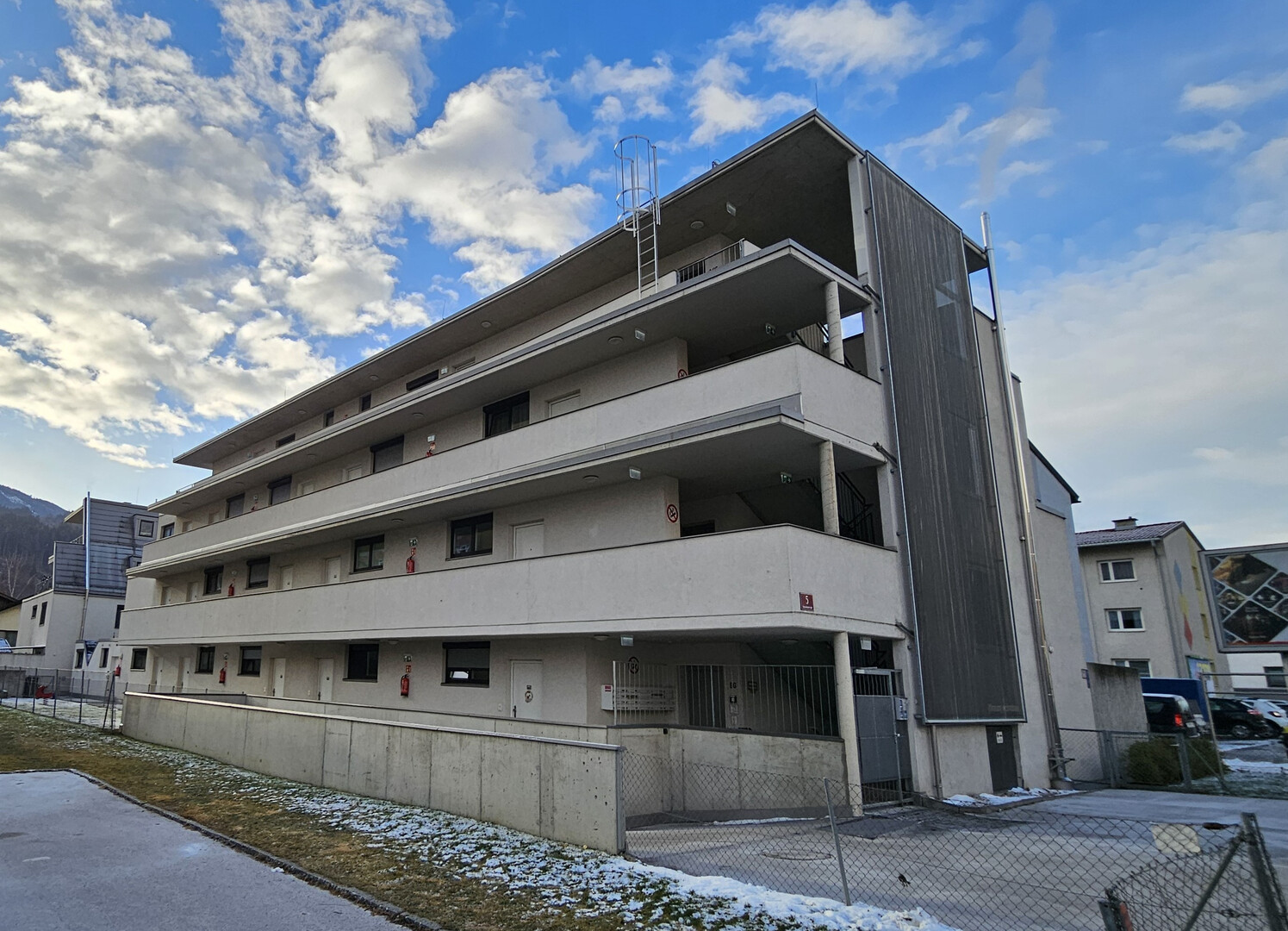 Geräumige 3-Zimmer-Wohnung mit Kleingarten in Innsbruck/Pradl zu verkaufen!